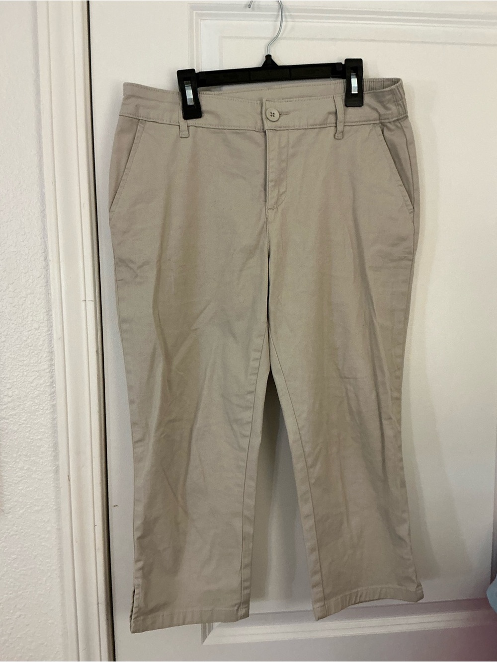 🔥 Style & Co Khaki Stone Chino Capri Pants - Mid-Rise Crop - W Size 4P